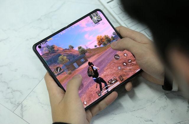 和平精英辅助【恶魔之眼直装V3.0】透视绘制 骨骼显示 物资显示 雷达预警 触摸自瞄 开火自瞄 开镜自瞄